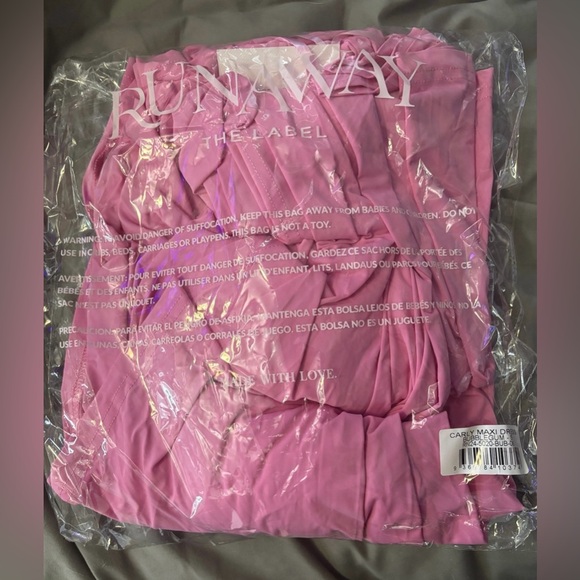 NWT Runaway the Label CARLY MAXI DRESS - BUBBLEGUM size Small - Picture 12 of 13